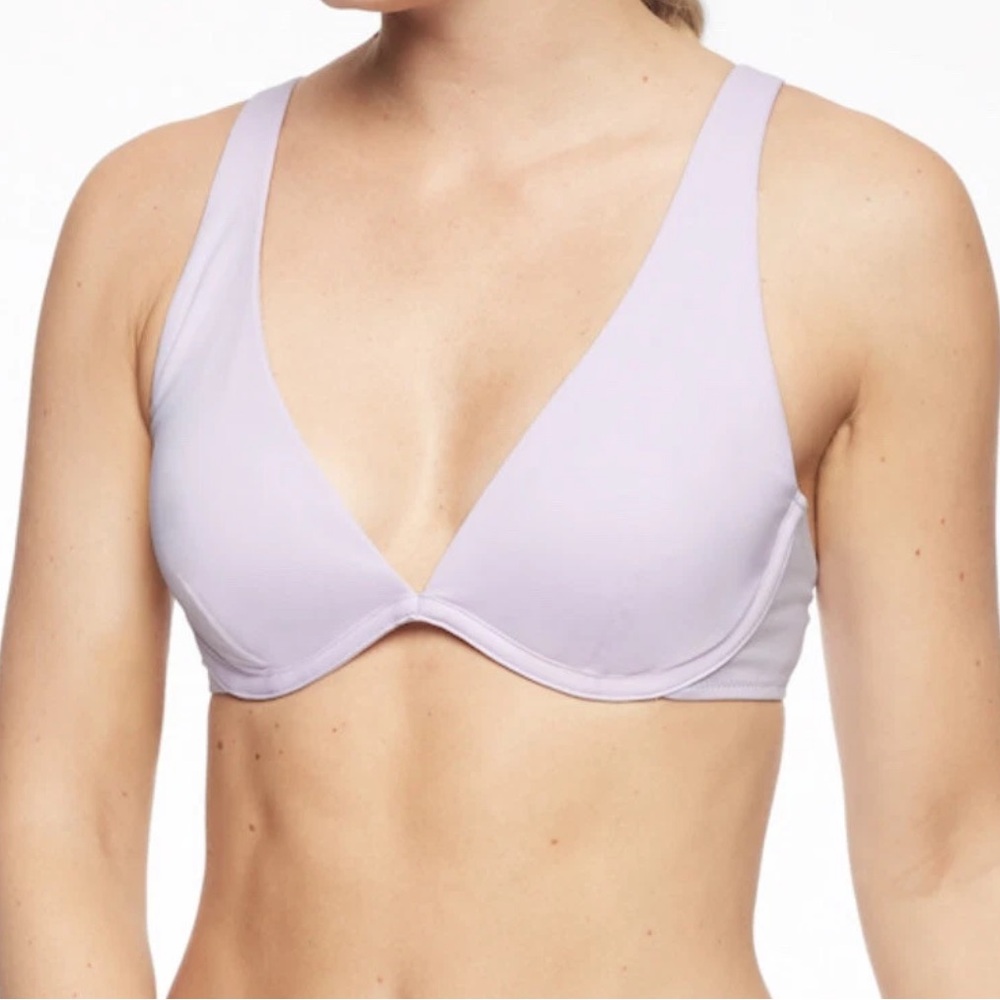 Athleta Swim top Size 34B/C